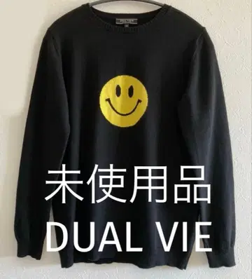 미사용품 DUAL VIEW 울 100% 스마일 니트 42