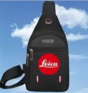 라이카 마크 프린트 숄더백