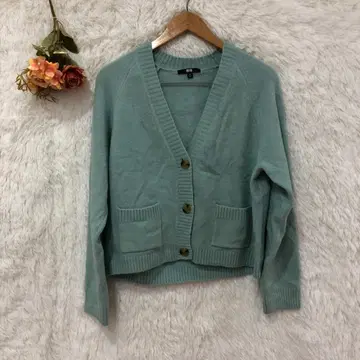 UNIQLO 유니클로 수플레얀 숏 가디건 [ M ] 블루 계열