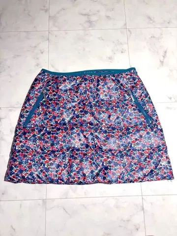 르꼬끄골프 다운 스커트 M 사이즈