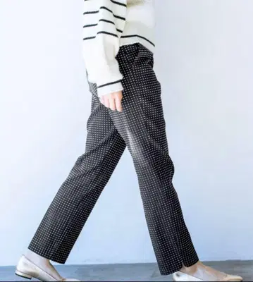 이에나 도트 스트레치 팬츠 블랙