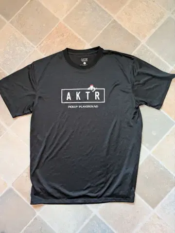 AKTR x PICK UP PLAYGROUND 티셔츠