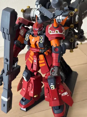 [건담 프라모델 완성품] MG 사이코 자쿠 Ver.Ka 썬더볼트판