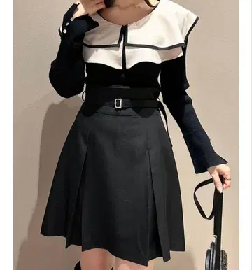 dazzlin 레이어드 파이핑 니트탑 블랙