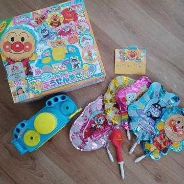 호빵맨 푸시로 부풀어 오르는 풍선 가게