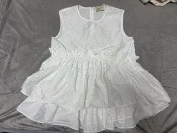 UNITED ARROWS 화이트 슬리브리스 상의