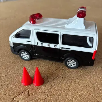 다이아펫 1/36 하이 에이스 경시청 순찰차