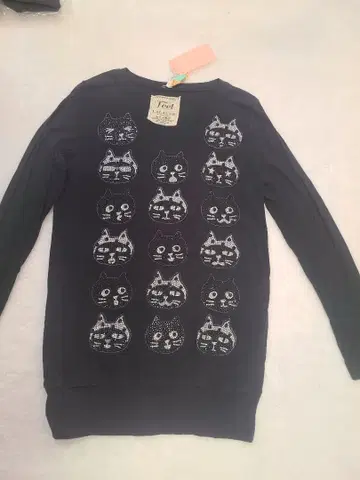 Feel 고양이 얼굴 프린트 긴팔 T셔츠 프리 사이즈
