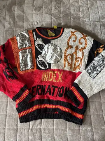 INDEX INTERNATIONAL 니트 스웨터