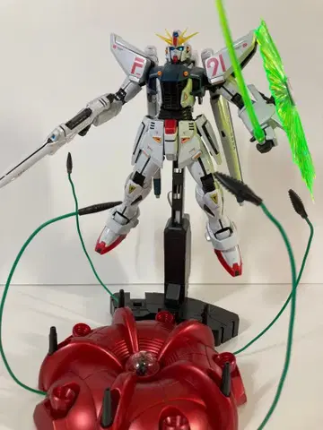 MG 1/100 건담 F91 Ver.2.0 [티타늄 피니쉬]