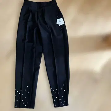 블랙 펄 장식 팬츠 택 포함 새상품, 미사용