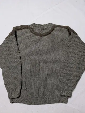 unknown euro 구제 의류 두툼한 니트 절개 리브 니트