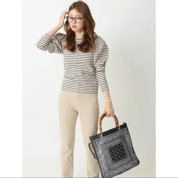 U by SPICK&SPAN 백 후크 보더 개더 풀오버