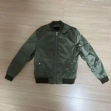 [ ZARA ] MA1 점퍼 블루종