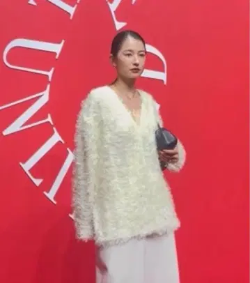 새상품급 CLANE 프린지 스웨터 사이즈 2