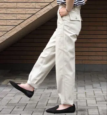 신조운 베이커 팬츠 에크루 32