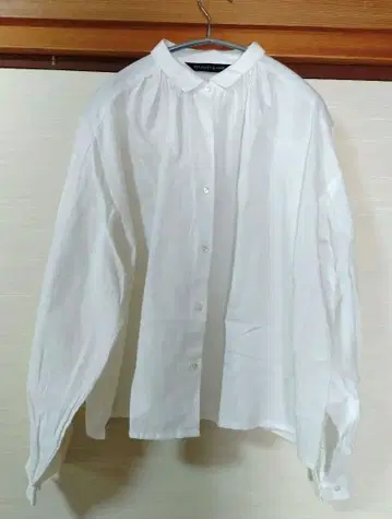 미즈이로 인드 개더 와이드 셔츠