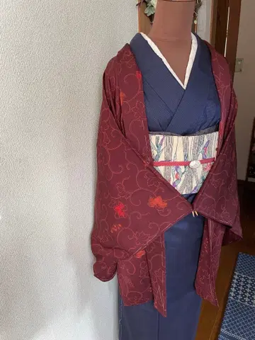 겉옷 적자색 포도