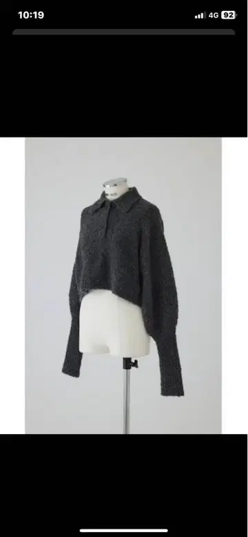 림아크 다크 그레이 크롭 니트 스웨터