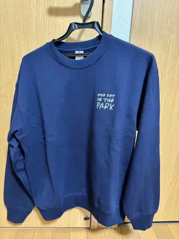 유니클로 나가바 유 맨투맨 S 남녀 공용