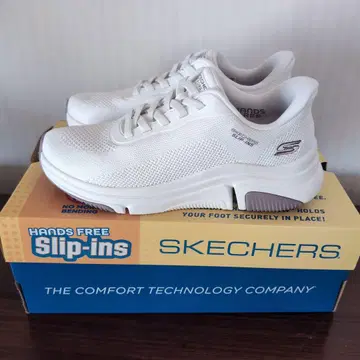 스케쳐스 슬립인즈 24.0cm