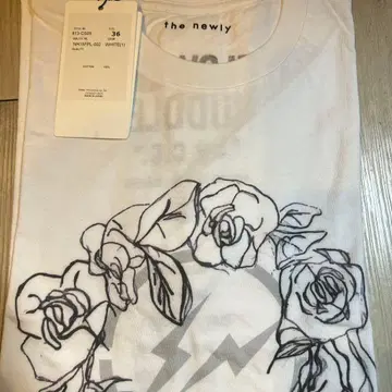 fragment FLOWER HUDDLE Tshit 36