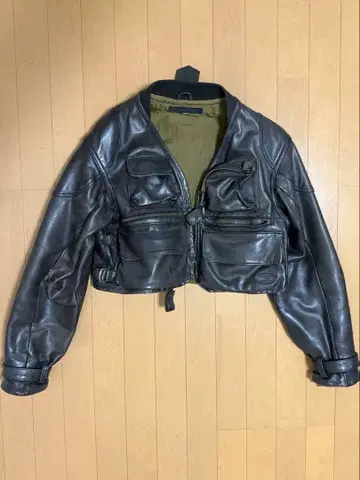 할로즈 기어 베리 숏 자켓