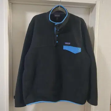 Patagonia Synchilla 플리스 자켓 L 블랙/블루
