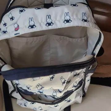 Miffy 토끼 패턴 토트백
