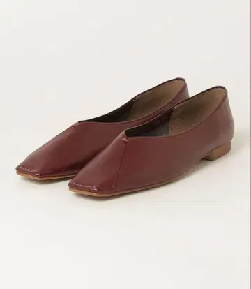 [ 거의 미사용 ] BEAUTY&YOUTH 버건디 플랫 펌프스