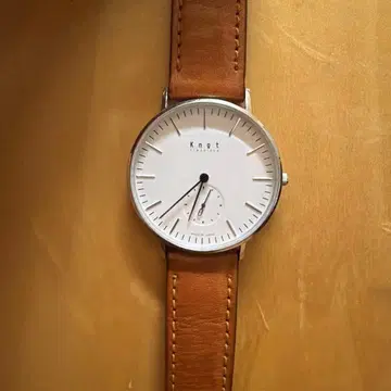 knot 손목시계 스몰 세컨드 (배터리 방전)