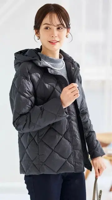 크로커다일 2WAY 후드 퀼트 다운 자켓 발수 가공