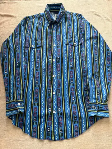 AMERICAN 기하학 패턴 긴팔 셔츠