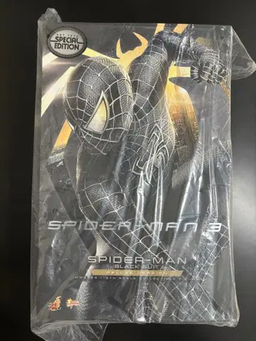 핫토이즈 스파이더맨 블랙 슈트 보너스 액세서리 포함