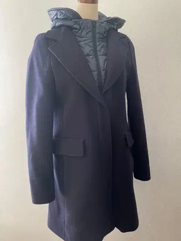 직영점 구매 정품 헤르노 다크 네이비 충전솜 후드 부착 울 코트