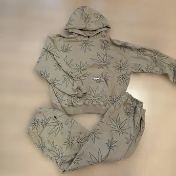 HUF 셋업 잎사귀