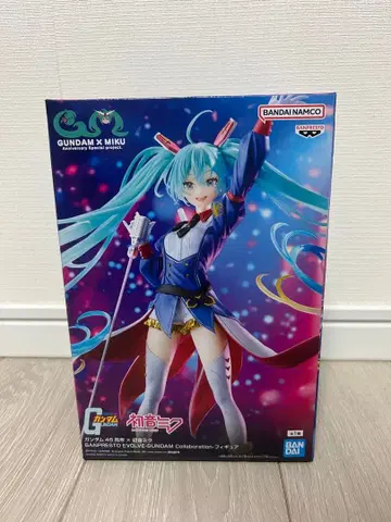 하츠네 미쿠 건담 콜라보 피규어 evolve