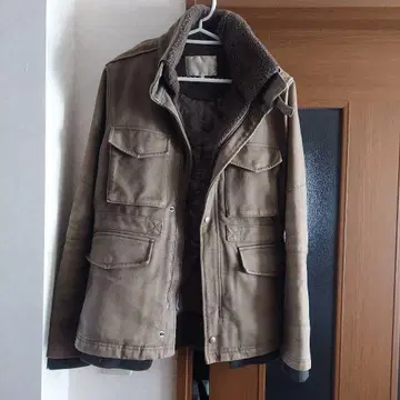 BUONA GIORNATA 밀리터리 자켓