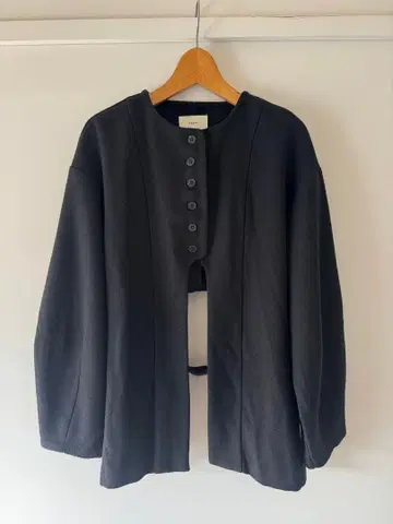 [ eaphi ] CURVE CUT LINE JACKET