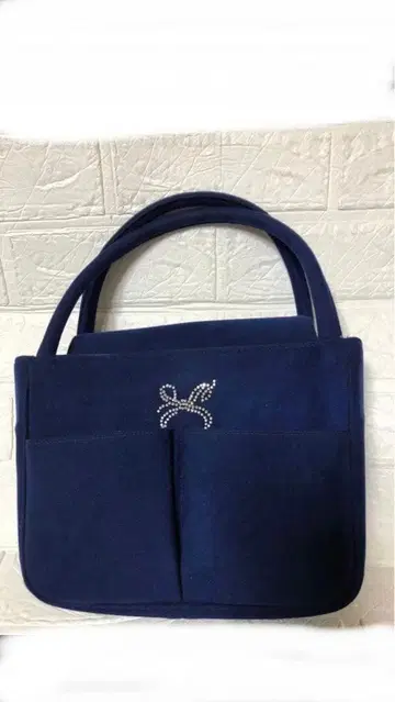 구매 희망 댓글 회신 대기  벨로아풍 리본 큐빅 핸드백 네이비