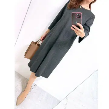 [새상품급] 정가 32,000엔 로트레아몽 사이즈 42 (L) 울 원피스