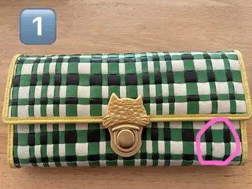 츠모리치사토 체크 무늬 고양이 금장 장식 장지갑