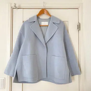 투모로우랜드 보르지 프리미엄 울 오픈 카라 숏코트