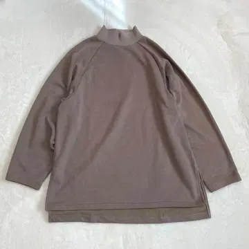 댄스킨 DANSKIN 하이넥 롱 슬리브 티셔츠 맨투맨