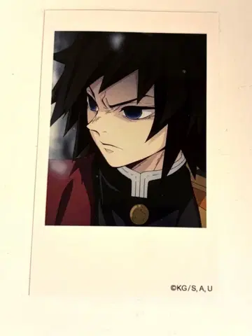 토미오카 기유 랜덤 폴라로이드풍 브로마이드 귀멸의 칼날 기둥 카페