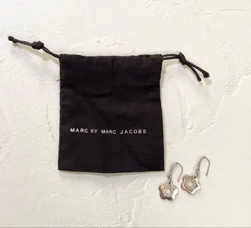 마크 바이 마크 제이콥스 플라워 귀걸이