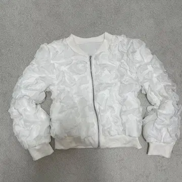 화이트 프릴 디자인 집업 자켓