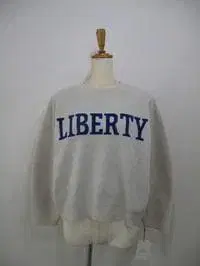 디니테코리에 새상품급 벨로아 모아로고 니트 (에크루)