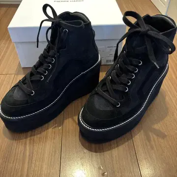 피에르 아르디 통굽 부츠 거의 미사용