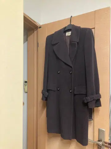 월드 롱 코트 FACE A FACE 새상품급 짙은 갈색